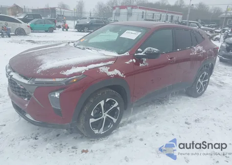 2024 Chevrolet Trax Fwd 1Rs z USA, uszkodzony, nr VIN KL77LGE27RC146428